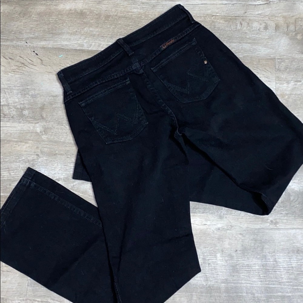 Wrangler Bootcut Jeans in black wash